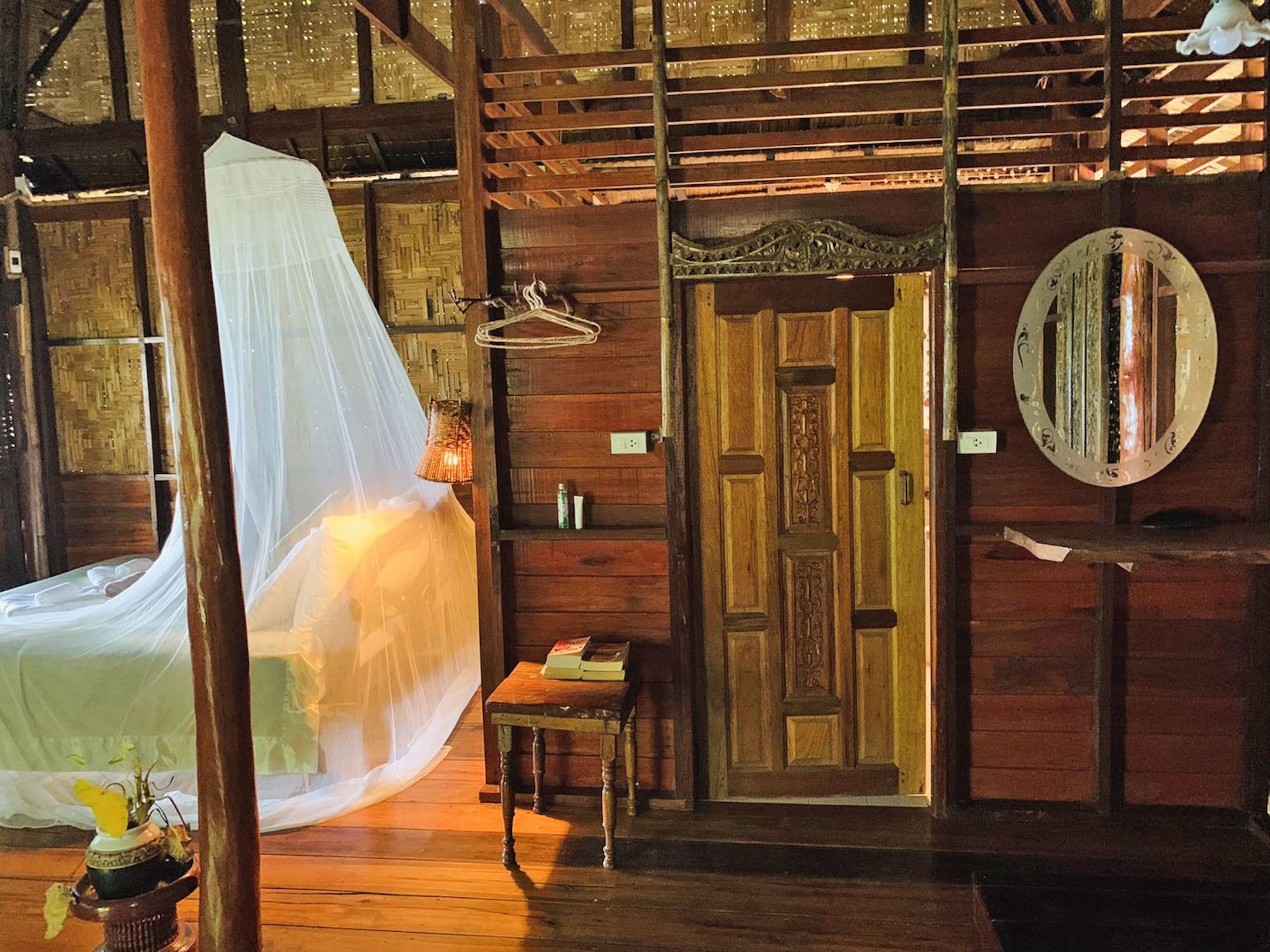 Banyan Bay * Koh Jum