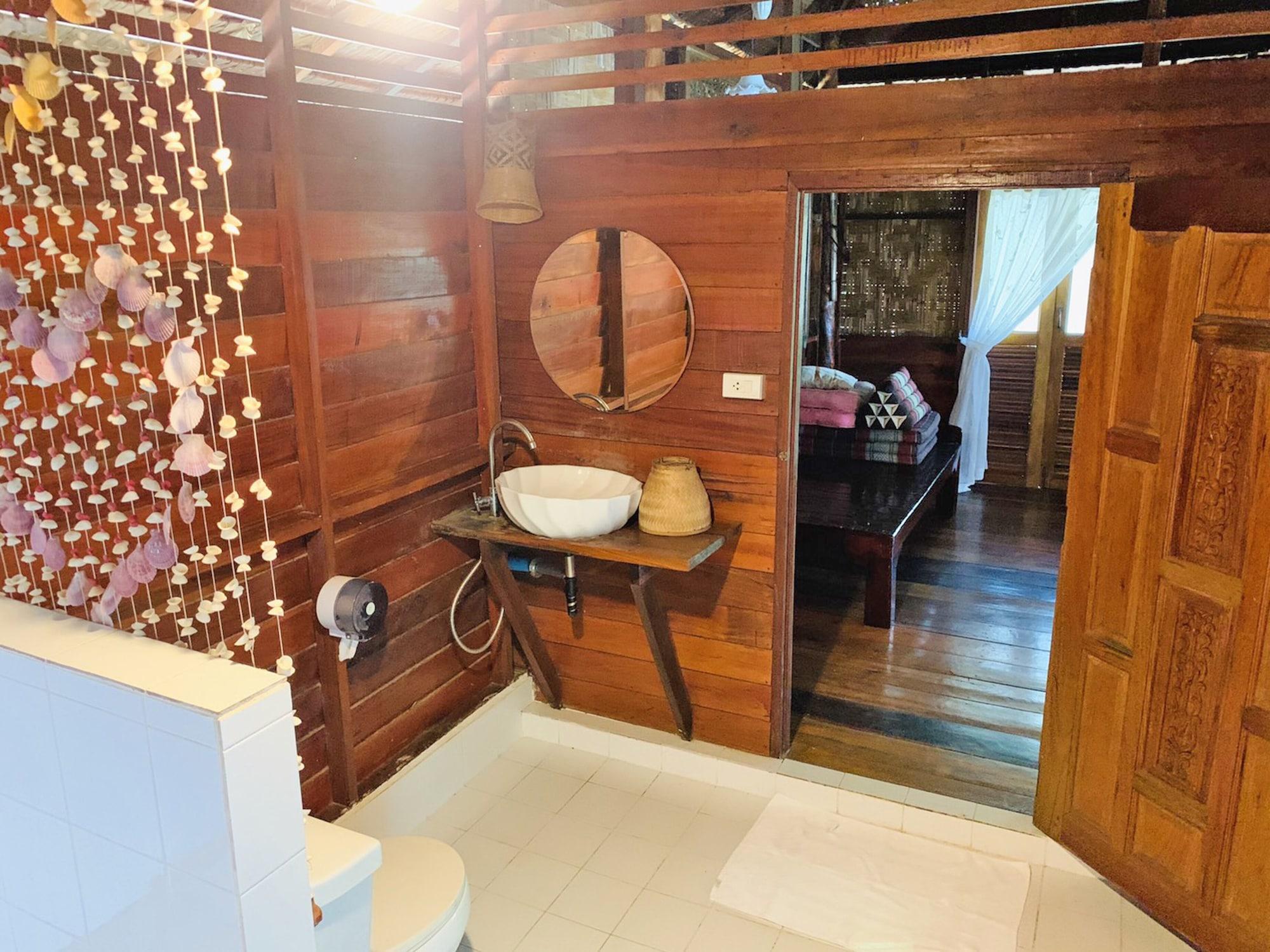 Banyan Bay Homestay *